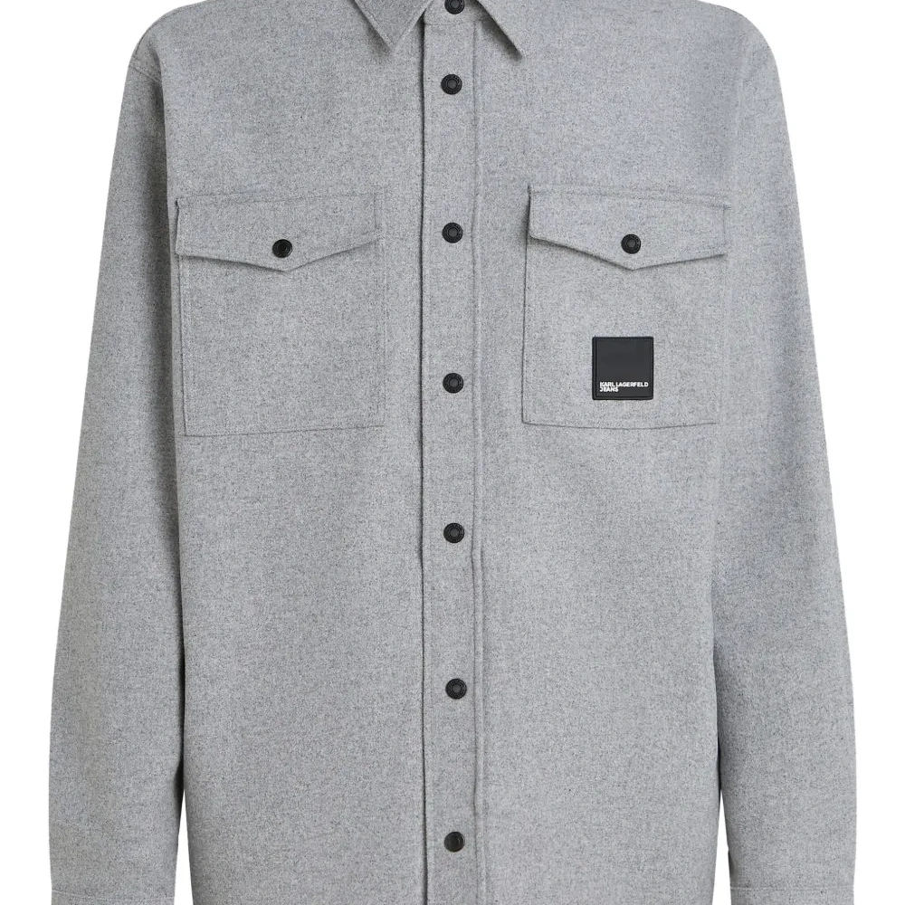 Фланелевая рубашка с карманом