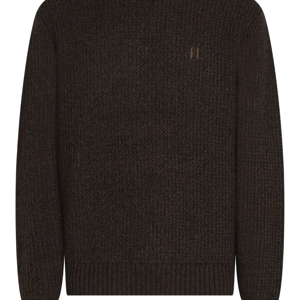 Фактурный свитер