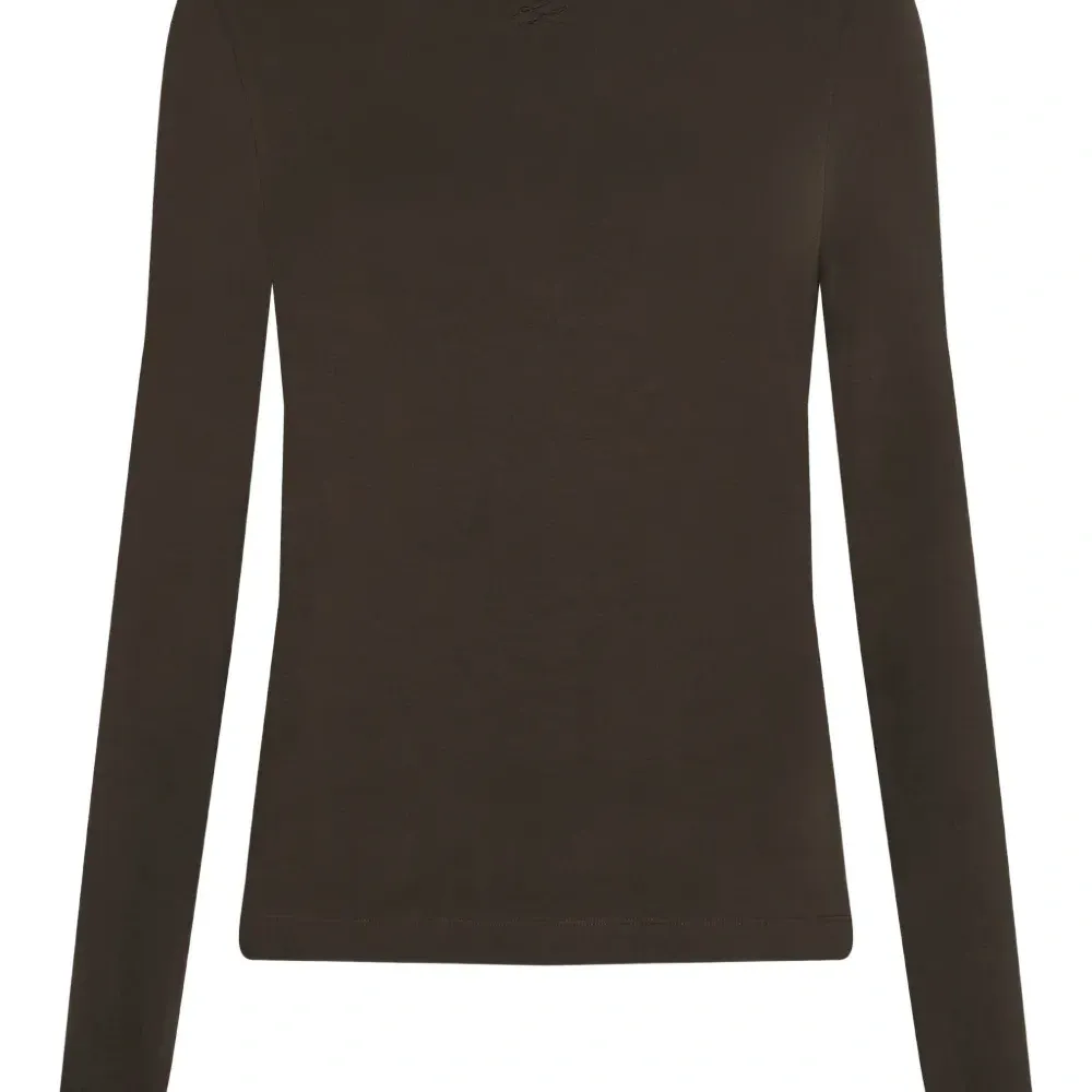 Футболка с вырезом-лодочкой и длинными рукавами