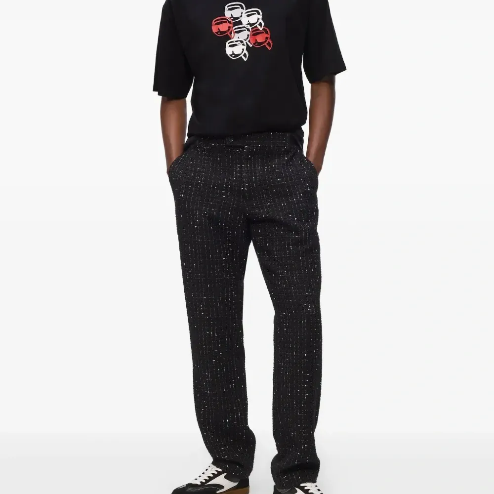 Футболка с графичным принтом