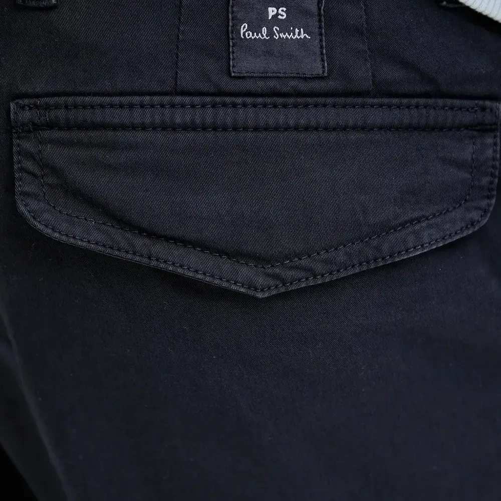 Брюки с карманами