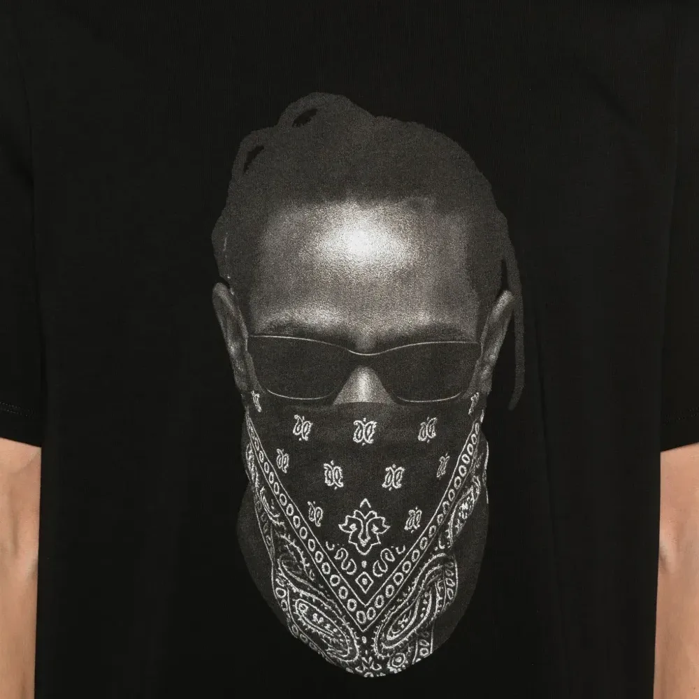 Футболка с принтом