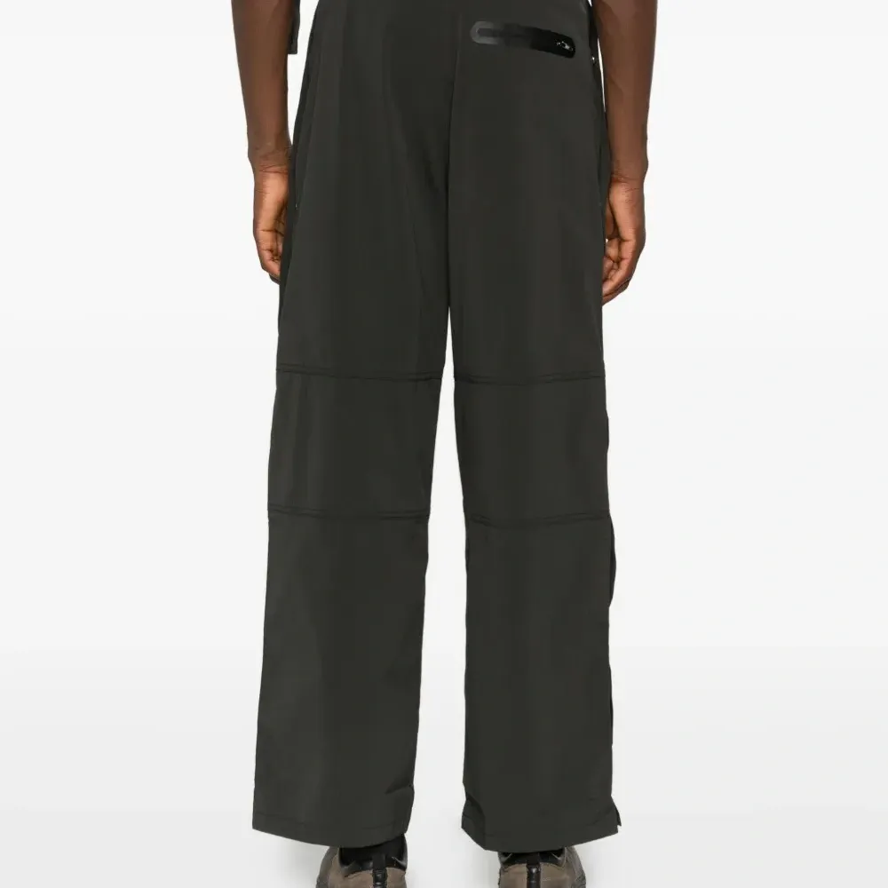 Брюки прямого кроя