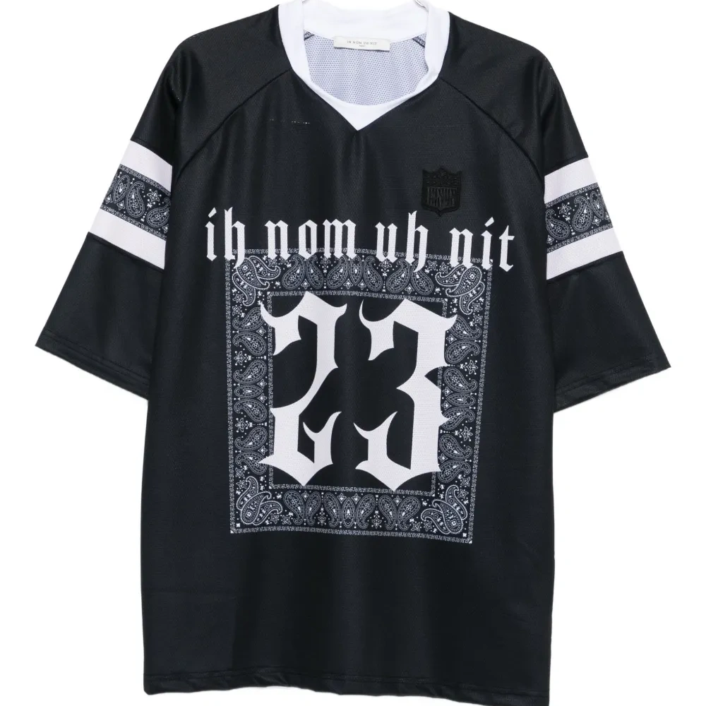 Футболка с логотипом