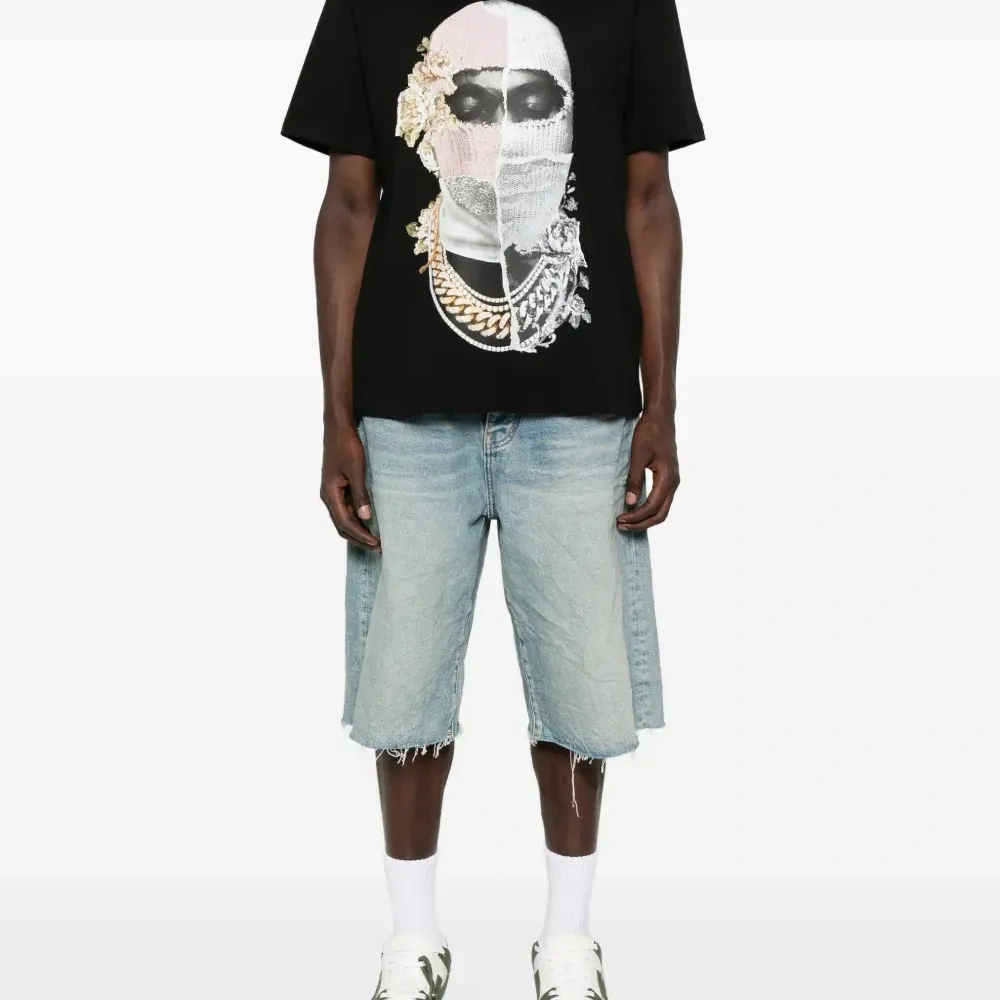 Футболка с принтом