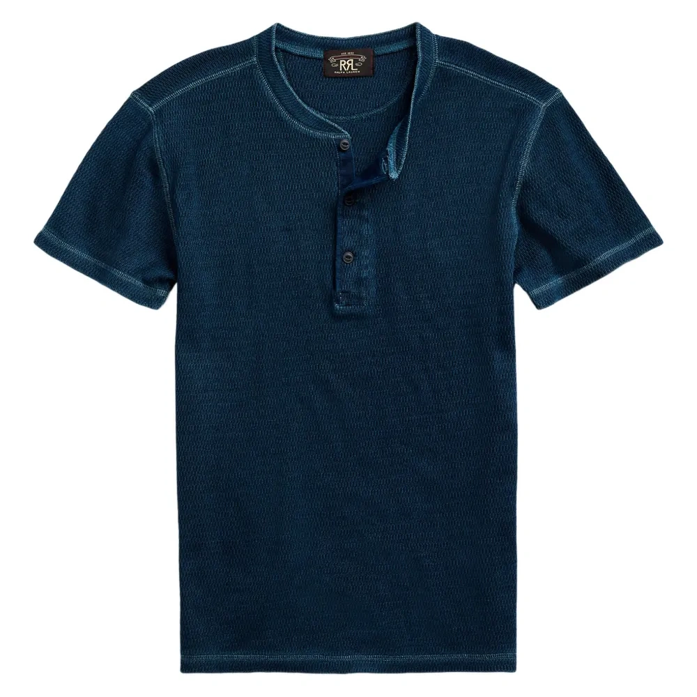 футболка с круглым вырезом