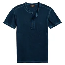 футболка с круглым вырезом