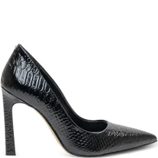 Туфли с заостренным носком Туфли с заостренным носком