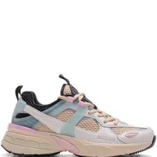 Массивные кроссовки с сетчатыми вставками Массивные кроссовки с сетчатыми вставками