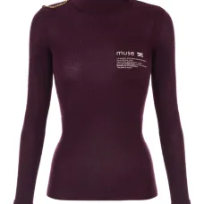 Свитер в рубчик с высоким воротником