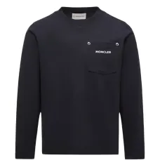 Футболка с накладным карманом