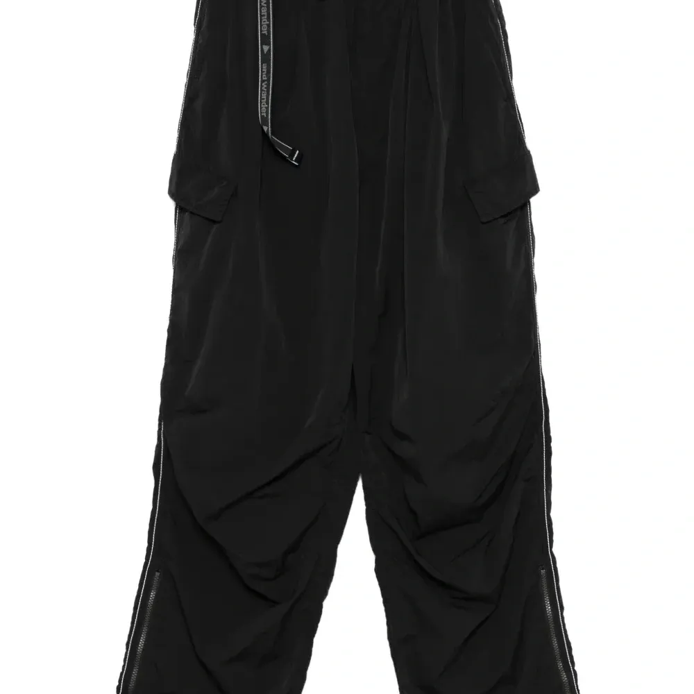 Брюки карго из коллаборации с And Wander