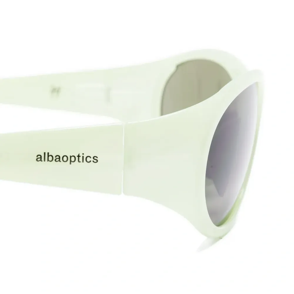 Солнцезащитные очки Anvma в овальной оправе