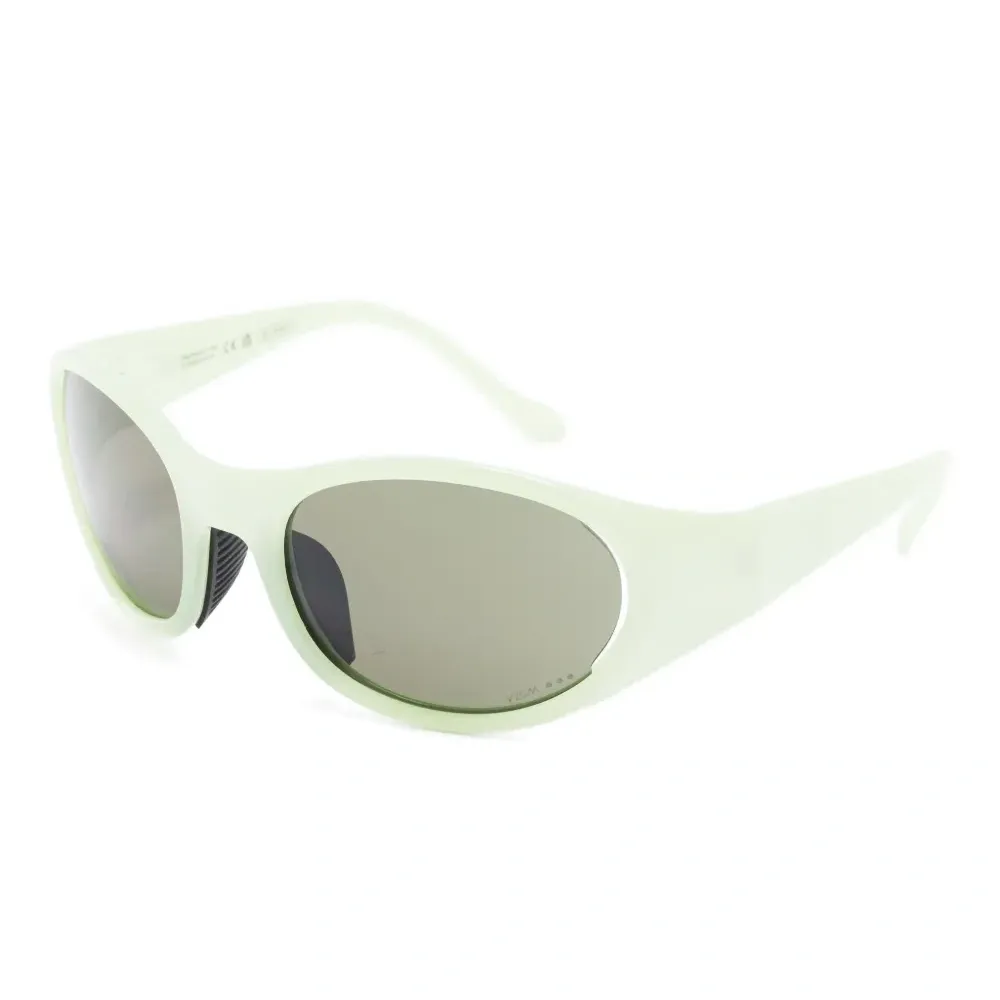 Солнцезащитные очки Anvma в овальной оправе