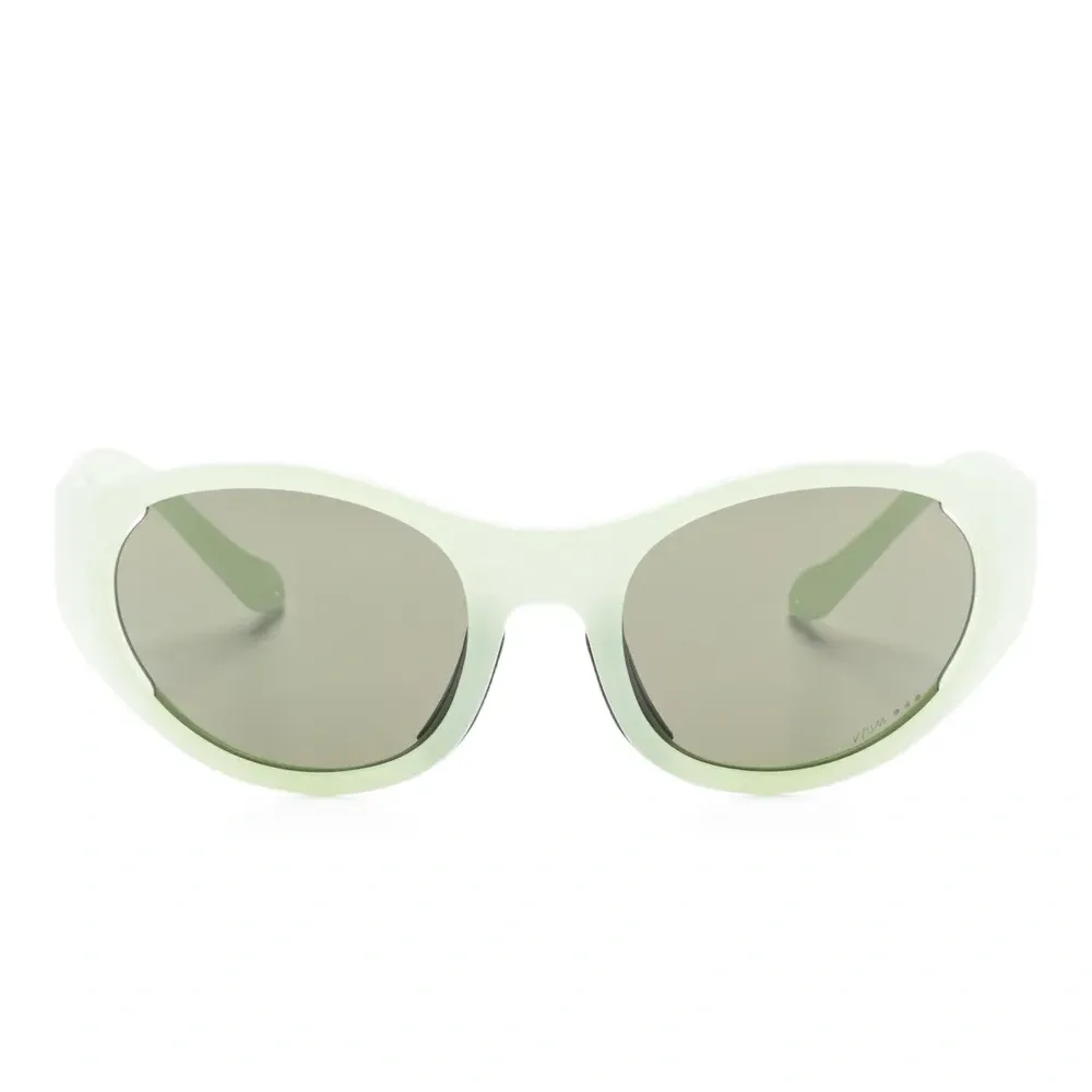 Солнцезащитные очки Anvma в овальной оправе