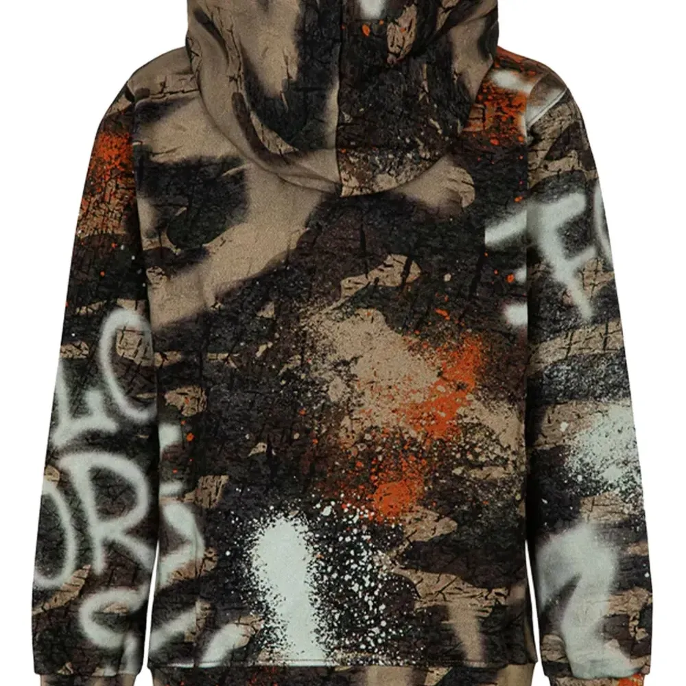 худи с камуфляжным принтом