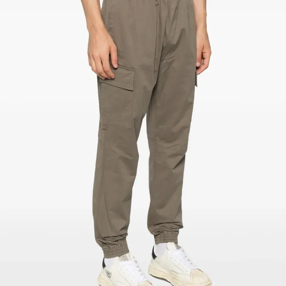 Брюки карго с манжетами