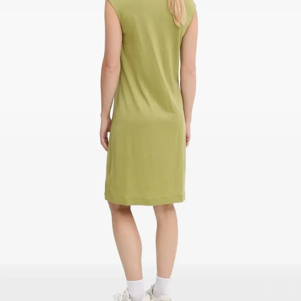 Платье мини с рукавами кап