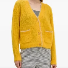 Кардиган на пуговицах