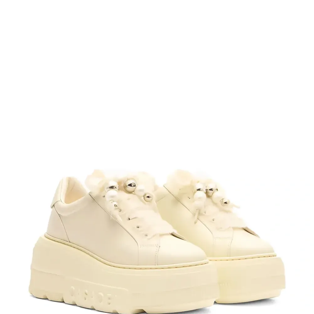 кроссовки Nexus