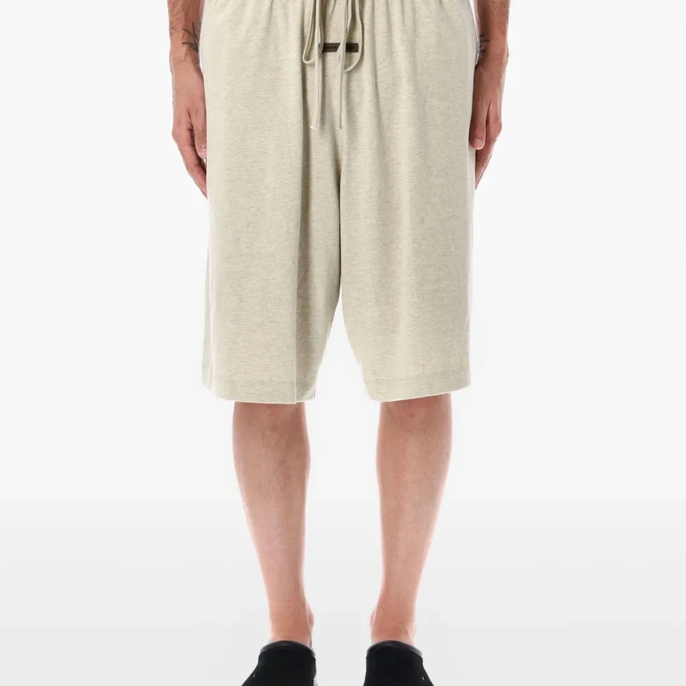 спортивные шорты с кулиской