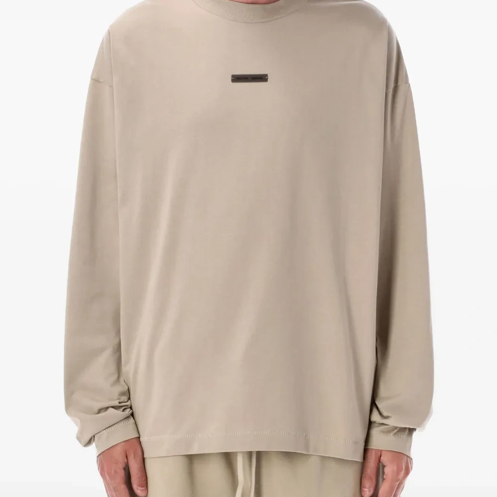 футболка с длинными рукавами