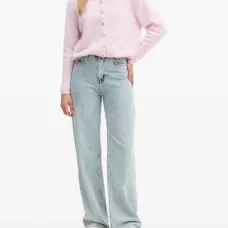 Кардиган на пуговицах