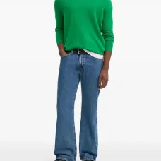 Свитер с круглым вырезом