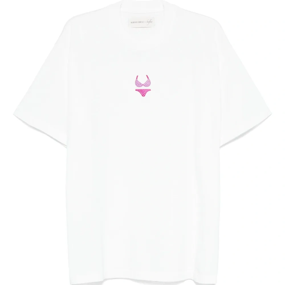 футболка с вышивкой