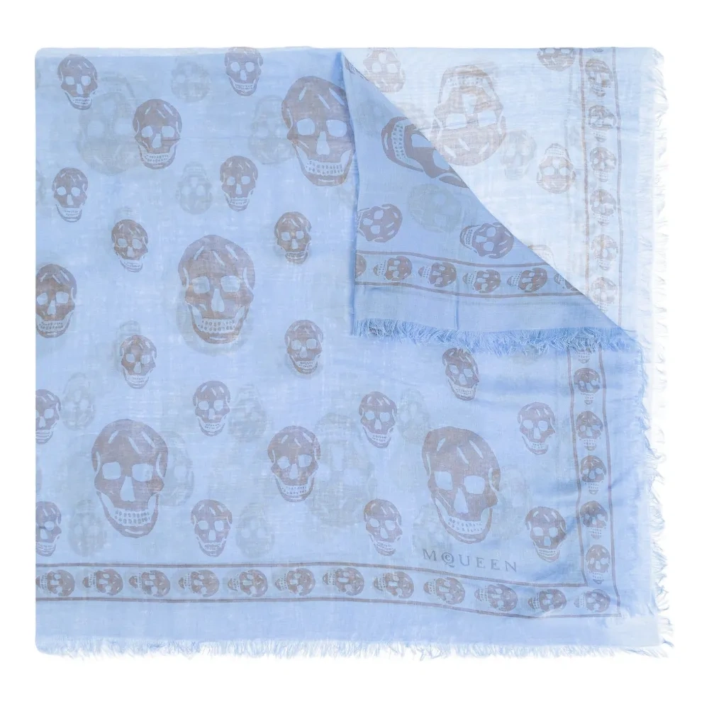 шарф с бахромой и принтом