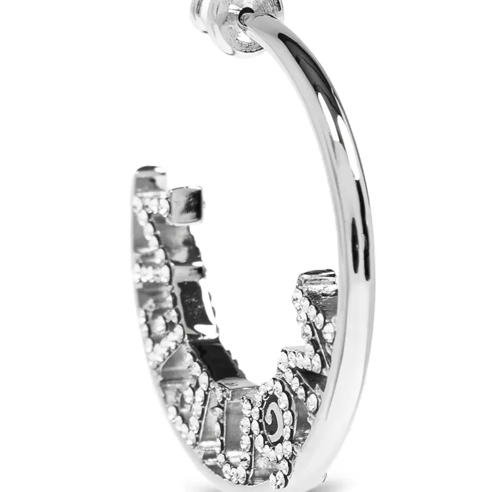 серьги-кольца с камнями