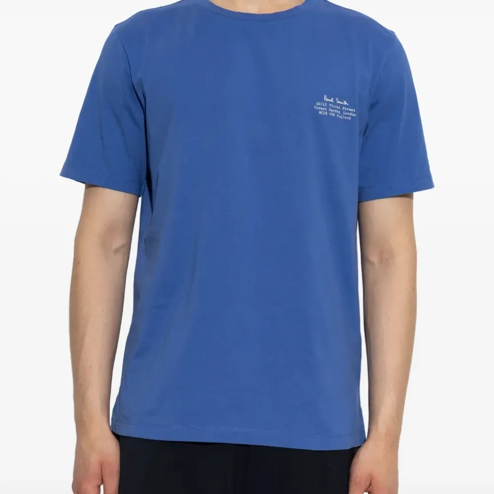 футболка с логотипом футболка с логотипом