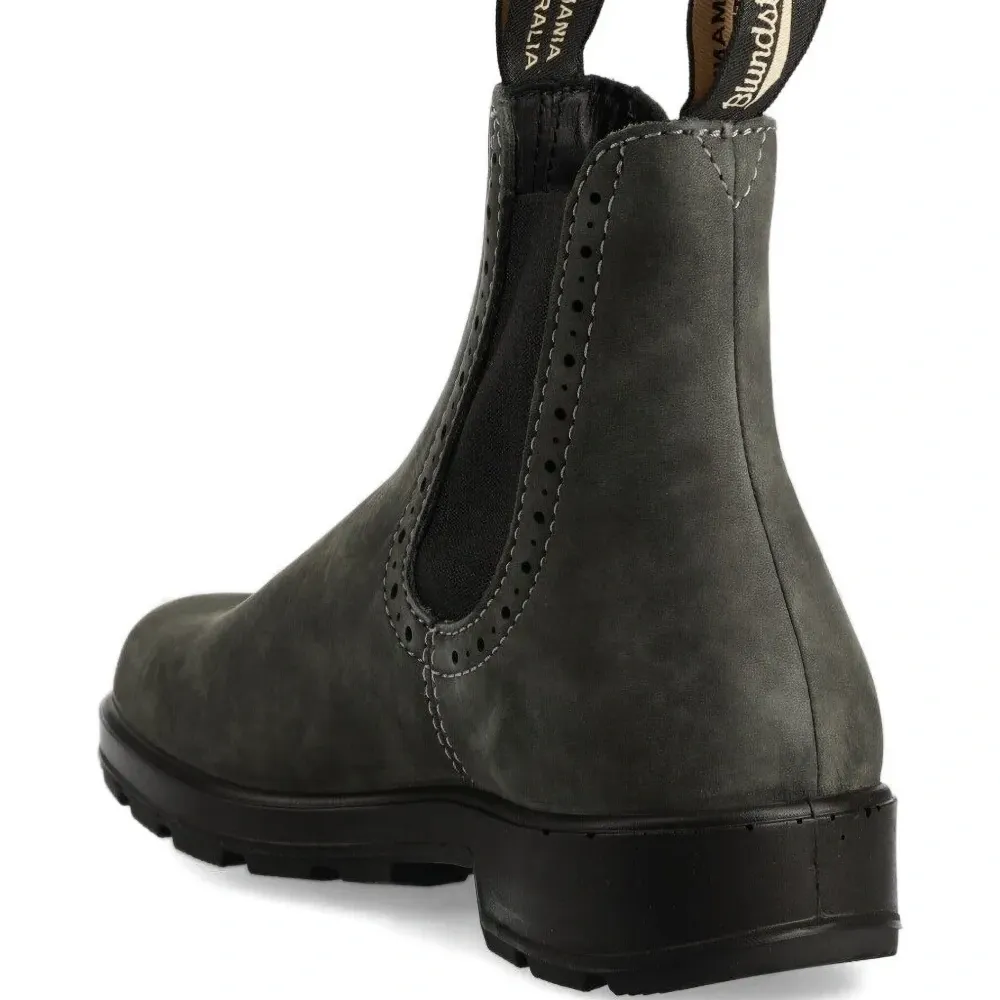 Ботинки челси с перфорацией