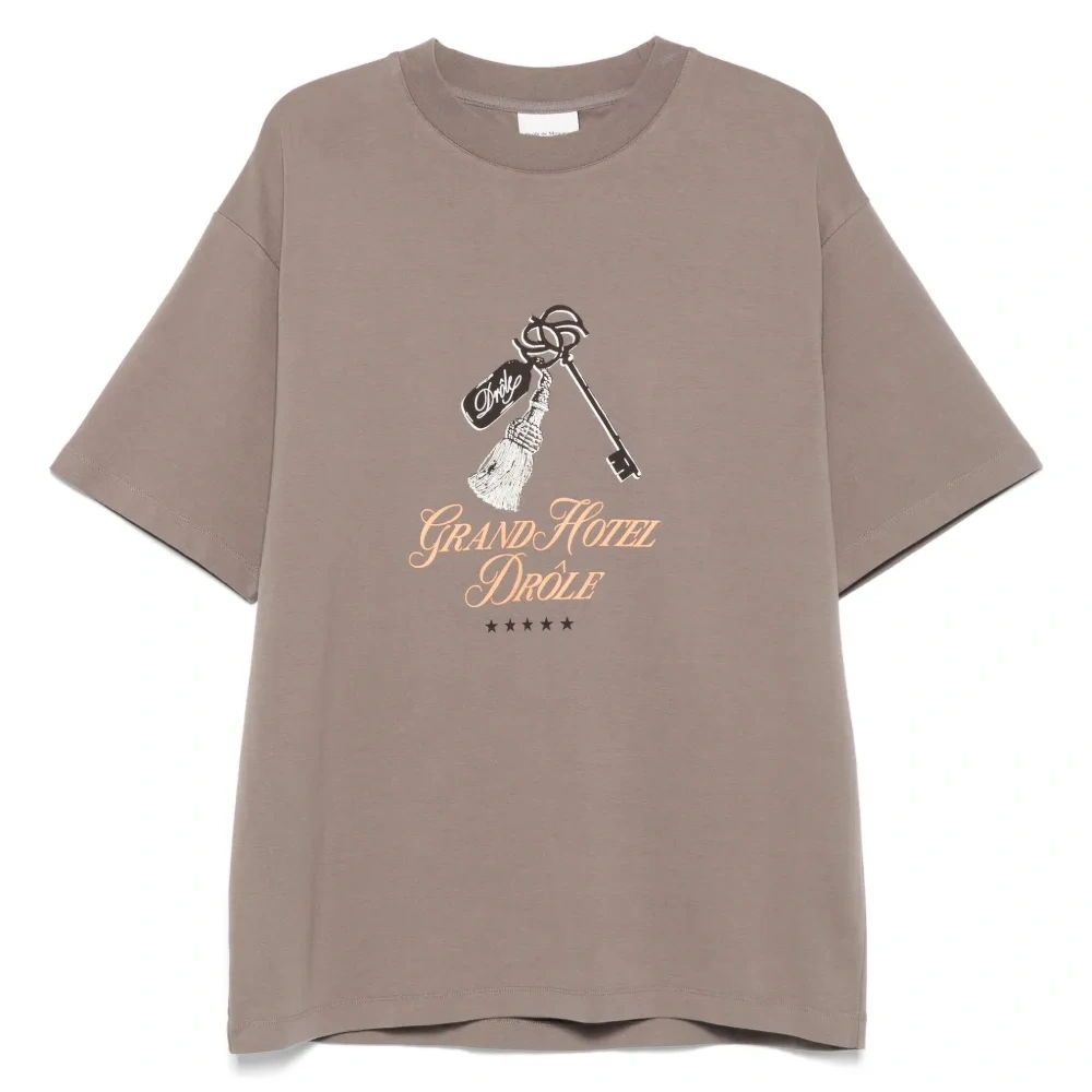 Футболка с графичным принтом