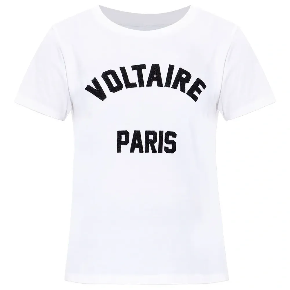 Футболка с вышитым логотипом