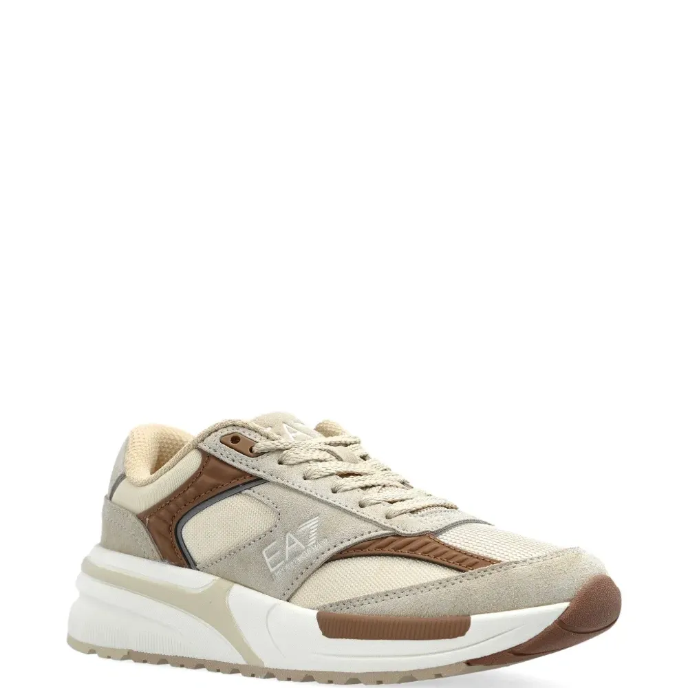 кроссовки с логотипом