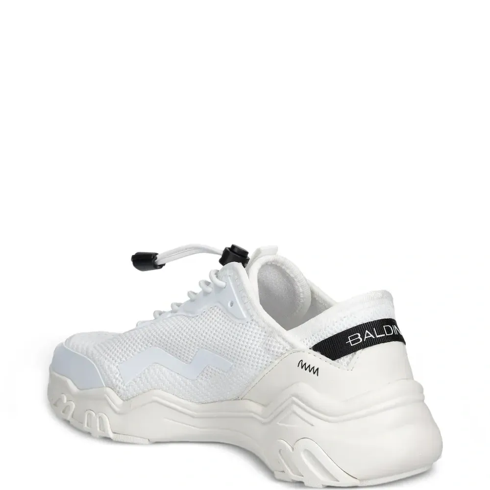 Фактурные кроссовки