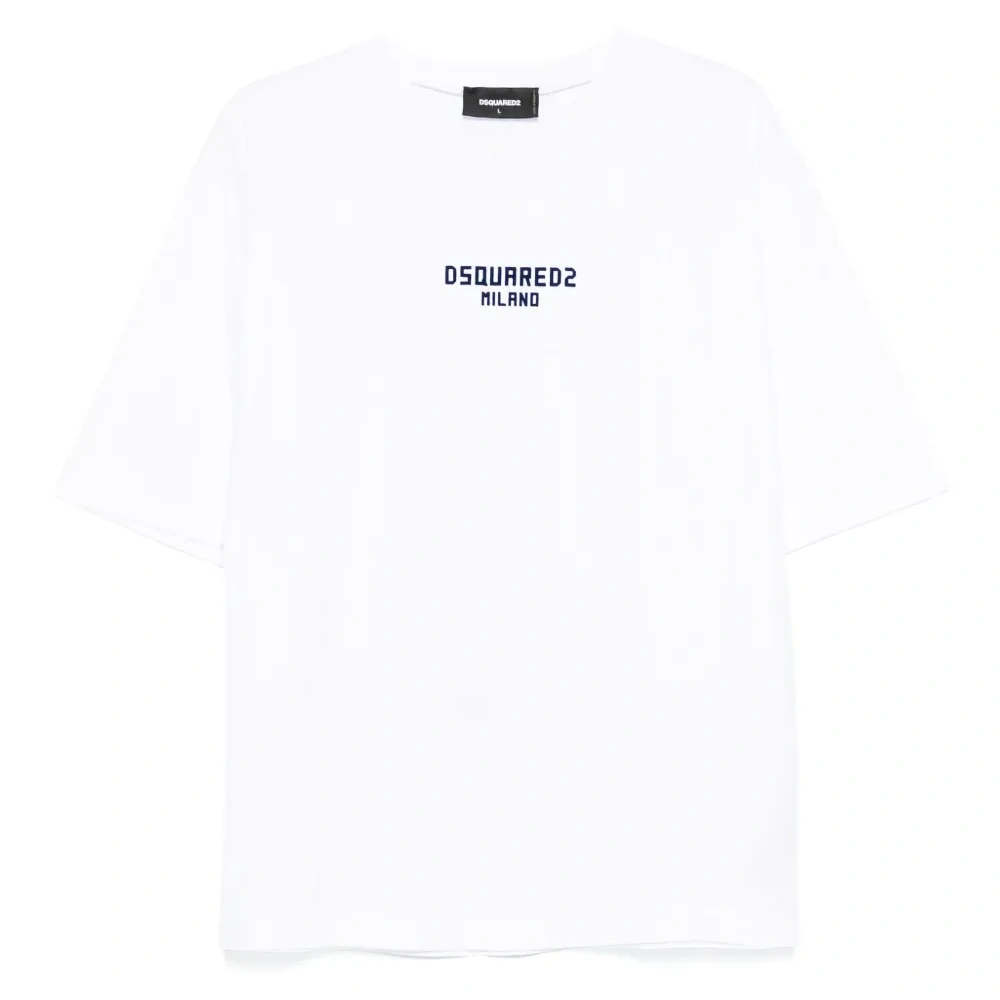 футболка с вышитым логотипом