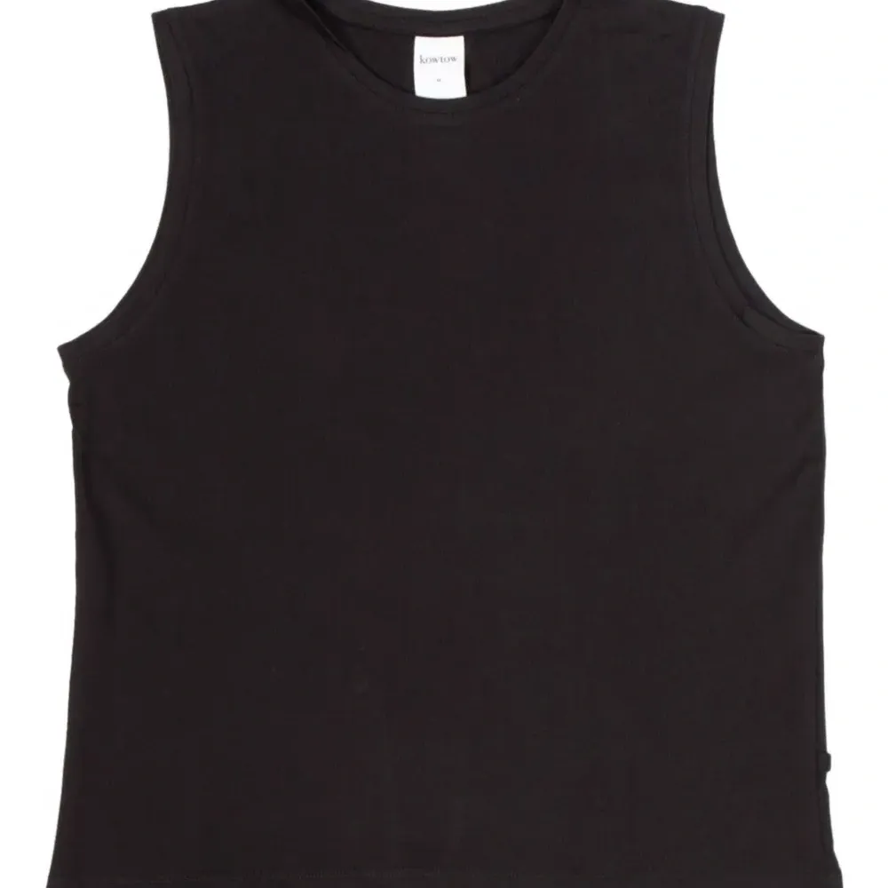 топ без рукавов