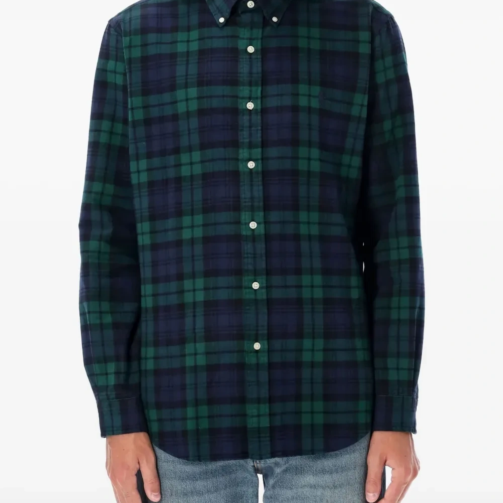 Рубашка в клетку тартан