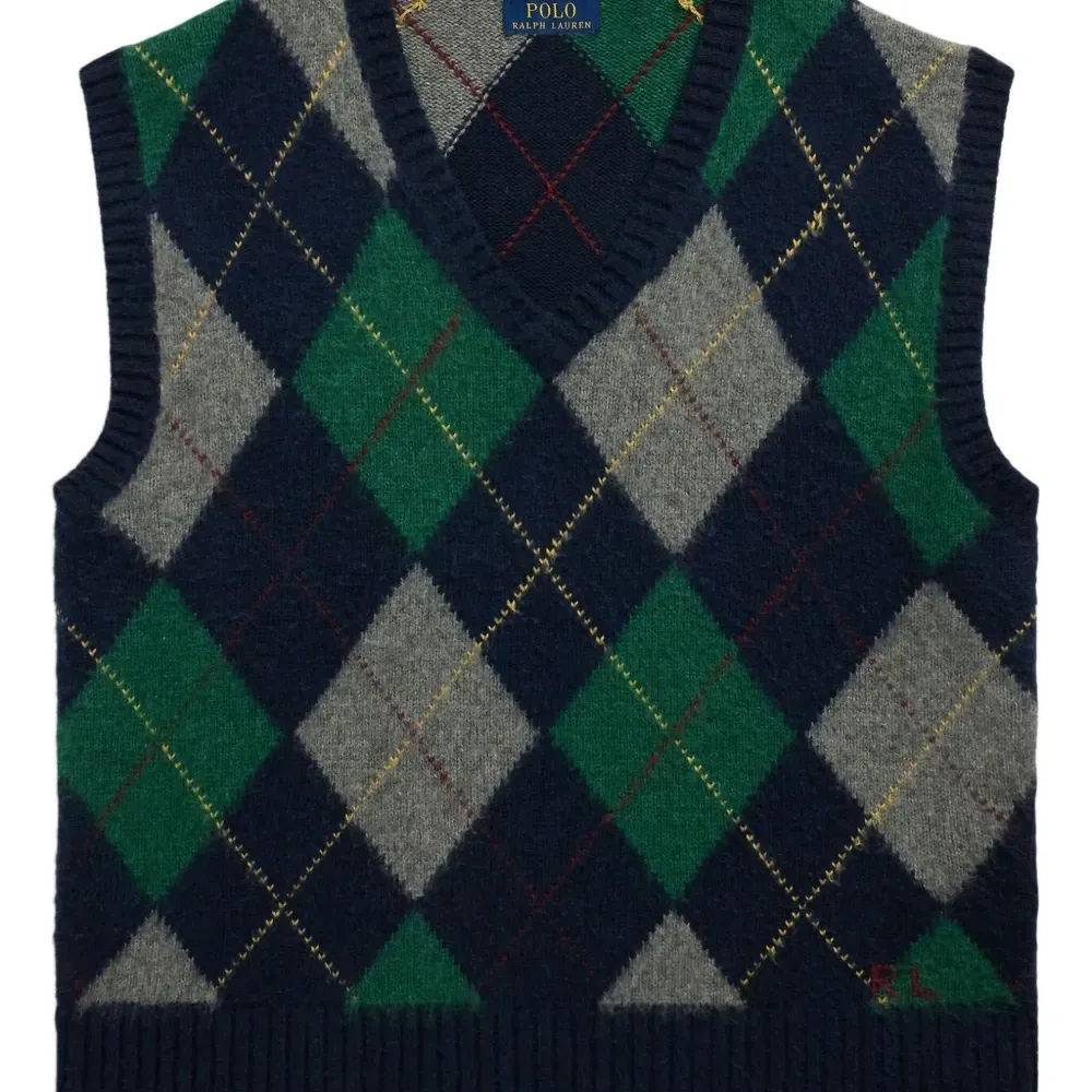 топ с узором аргайл