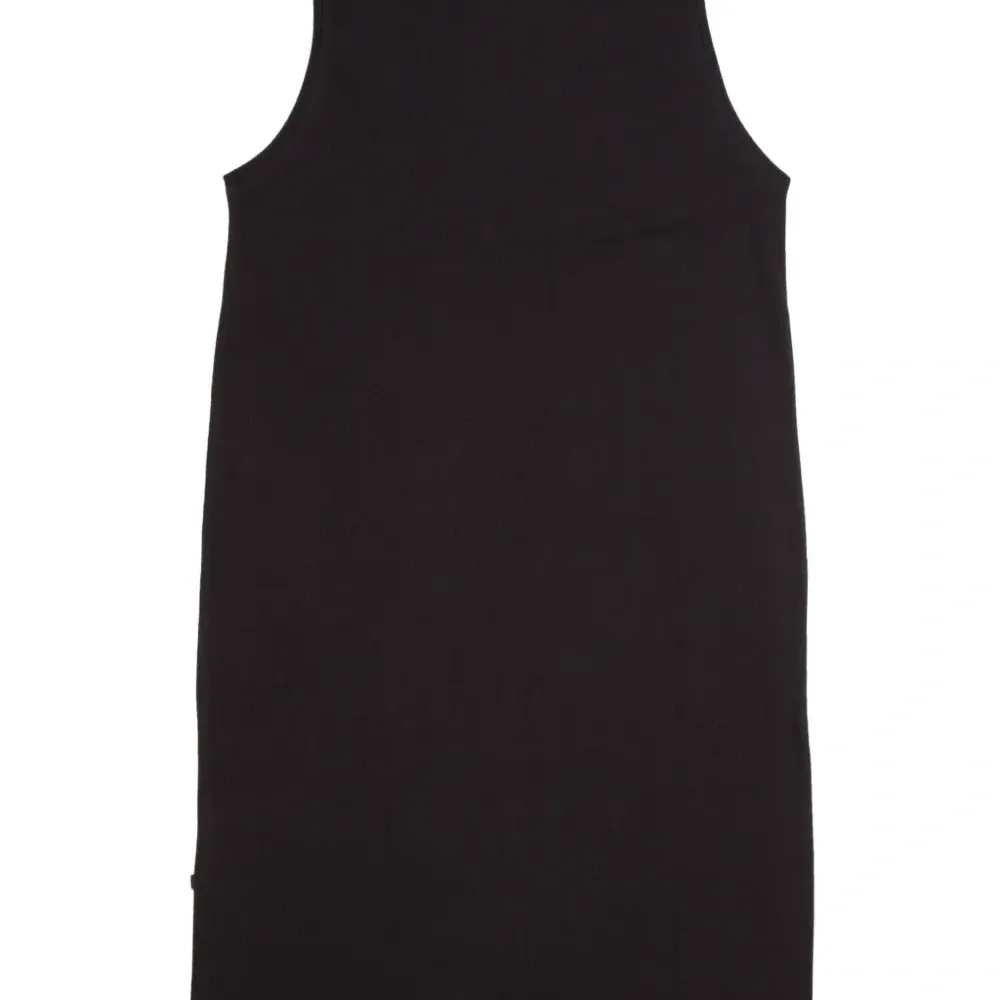 Платье без рукавов