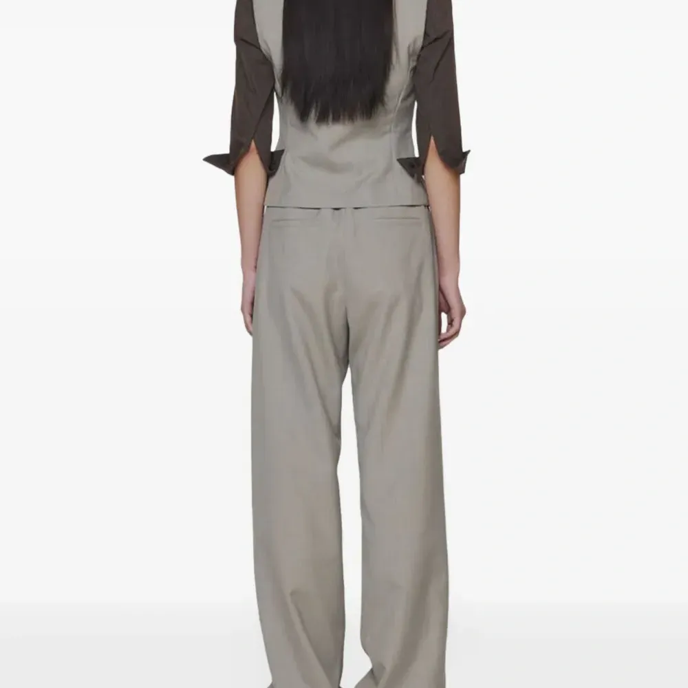 брюки с эластичным поясом