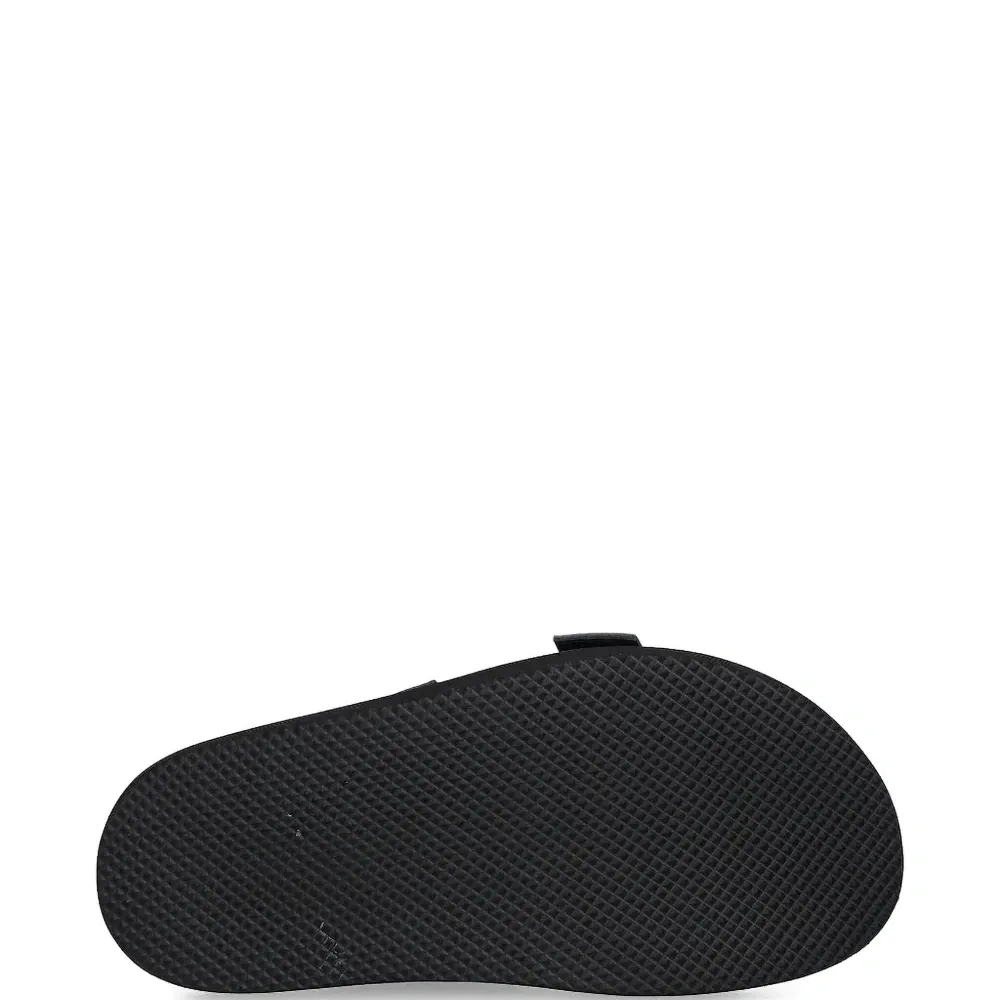 Сандалии на платформе с пряжкой