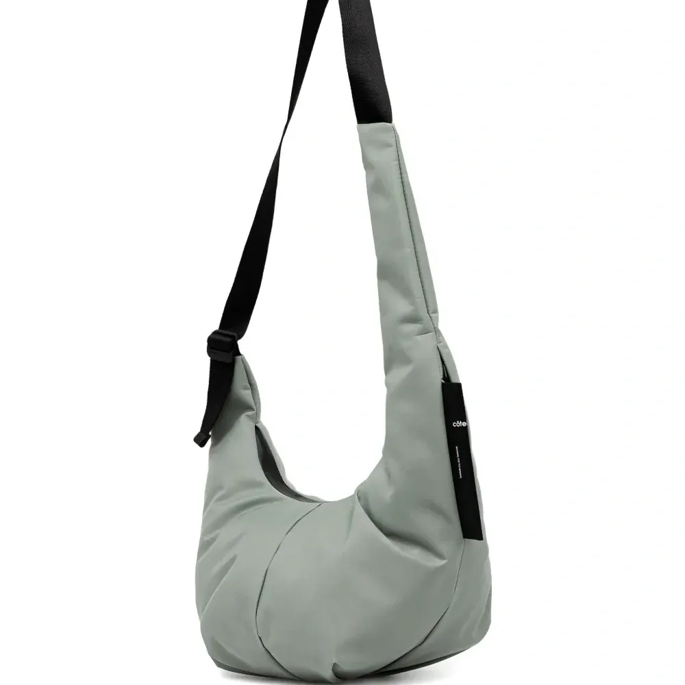 Сумка через плечо на молнии