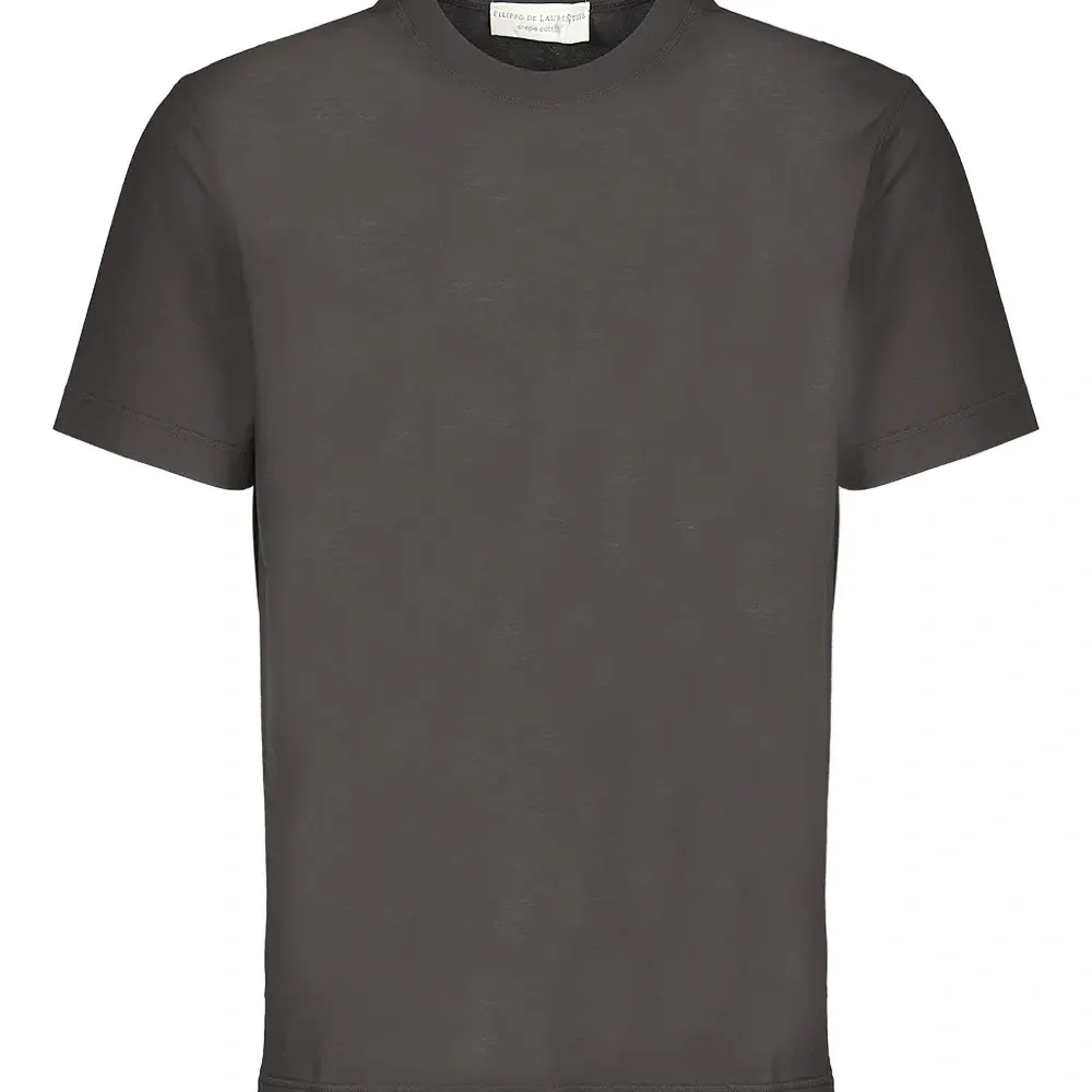 Футболка с круглым вырезом