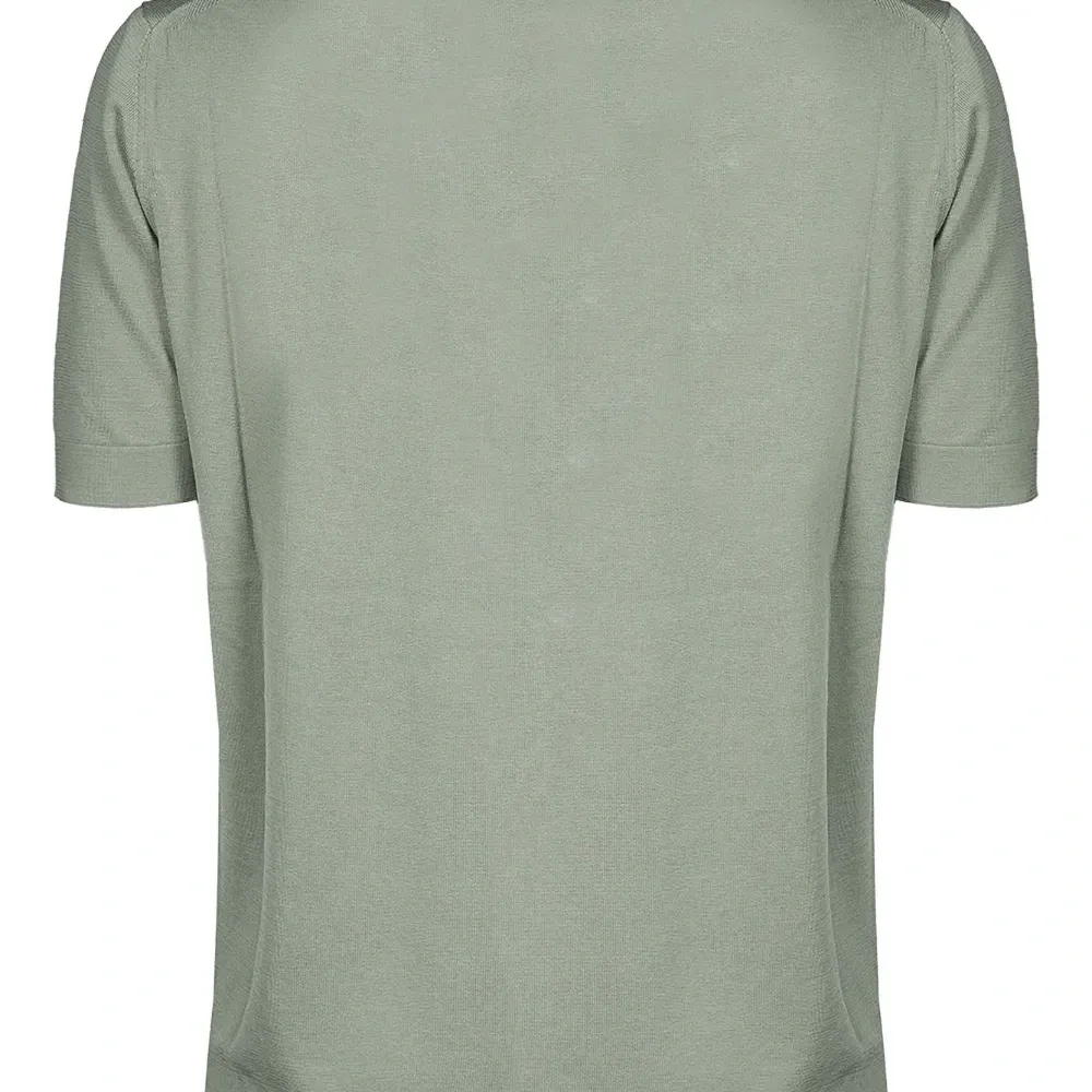 Футболка с круглым вырезом