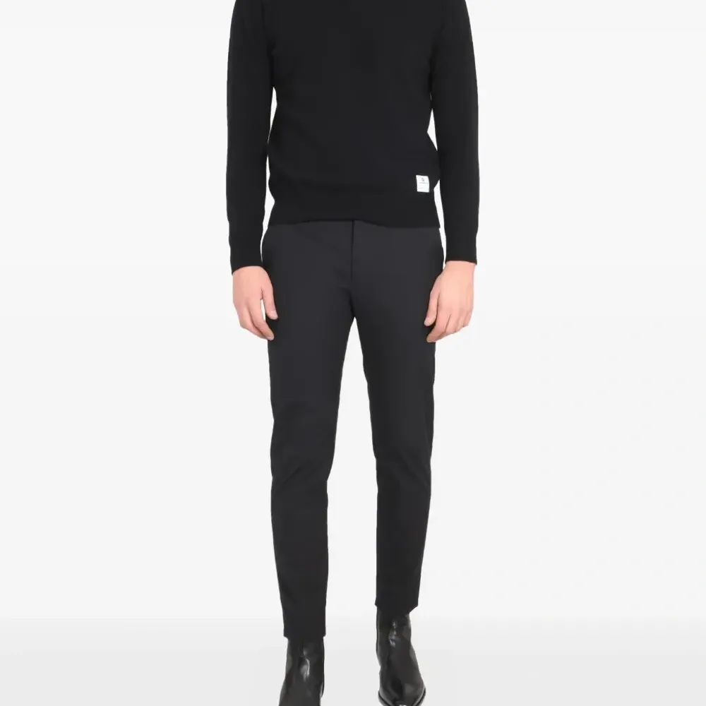 Брюки с карманами Брюки с карманами