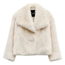 Куртка с карманами Куртка с карманами