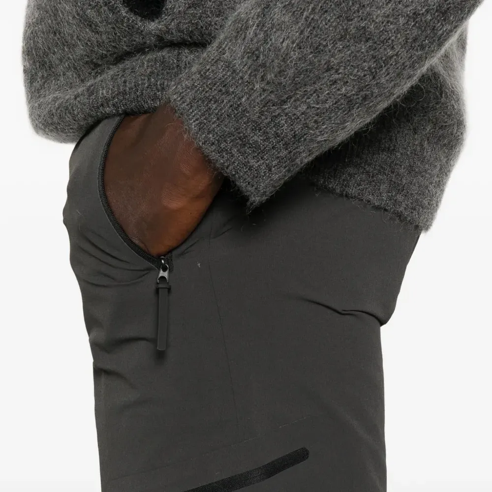 Брюки из софтшелла с карманом на молнии